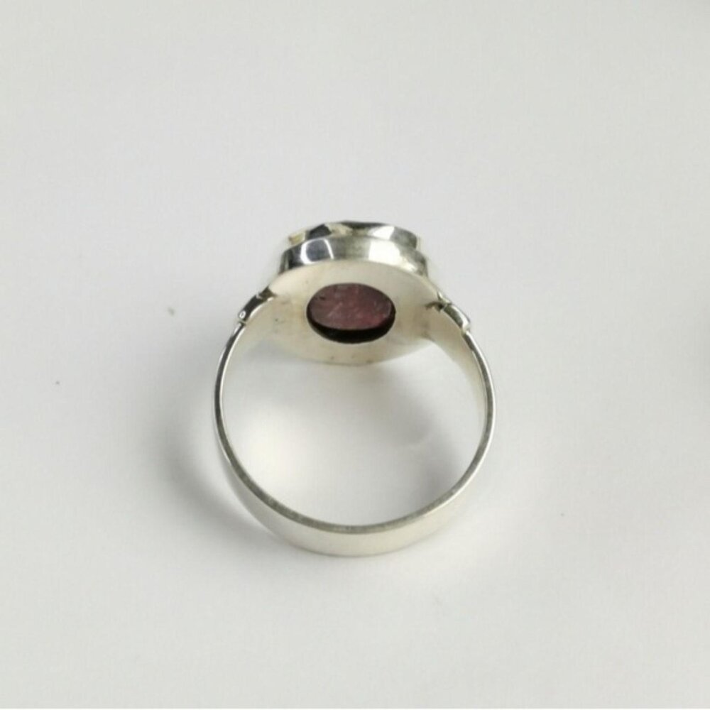 Corundum Ruby gemstone Signet ring in sterling silver - Picture 5 of 8